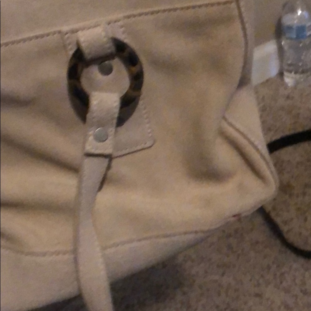 Handbag - Picture 2 of 3